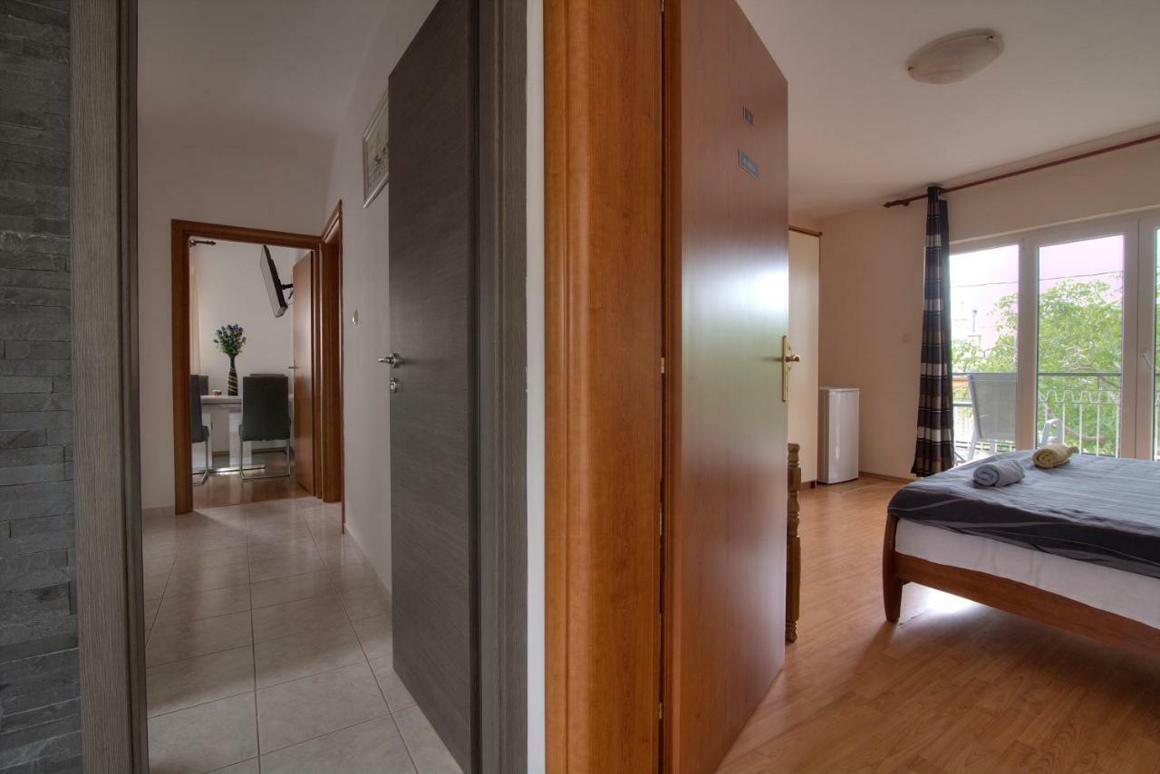 Apartment Marijanka Senj  Buitenkant foto