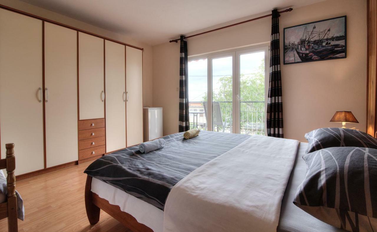 Apartment Marijanka Senj  Buitenkant foto